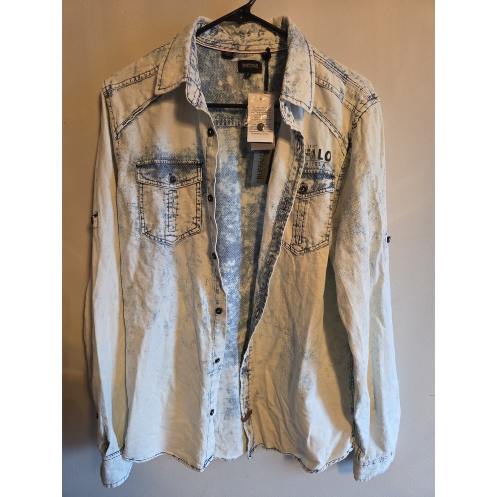 Buffalo David Bitton Womens Size S/P denim shirt features a distinct acid wash